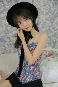 巴啦啦小魔仙2